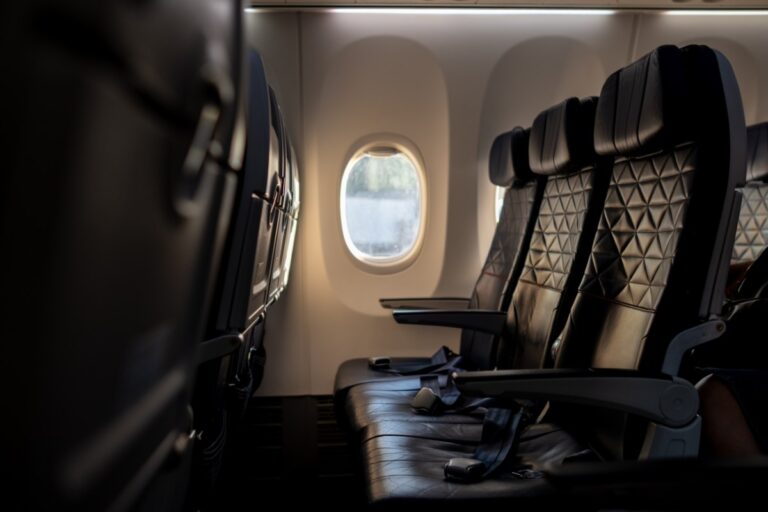 Αυτό είναι το πιο βρώμικο σημείο σε ένα αεροπλάνο – και δεν είναι η τουαλέτα