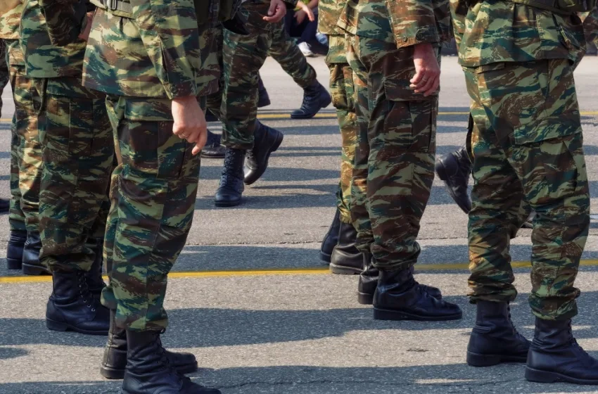 Γέρακας: Ανθυπασπιστής αποπειράθηκε να βάλει τέλος στη ζωή του – Βρέθηκε ολόκληρο οπλοστάσιο στο σπίτι του – rpn