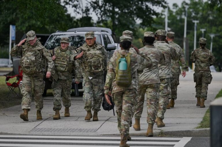 Εφτασαν τα 800 μέλη της Εθνοφρουράς που θα «καθαρίσουν» την Ουάσιγκτον