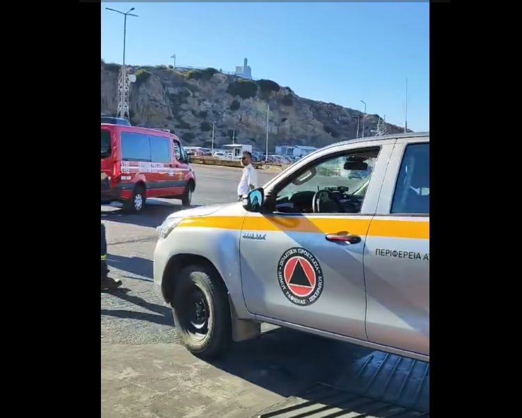 Άμεση κινητοποίηση του Δήμου Ραφήνας-Πικερμίου για τη φωτιά στην Άνδρο (βίντεο)