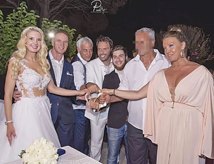 Στράτος Τζώρτζογλου: Ο αρχιμαφιόζος της Κρήτης τον πάντρεψε με την Σοφία Μαριόλα