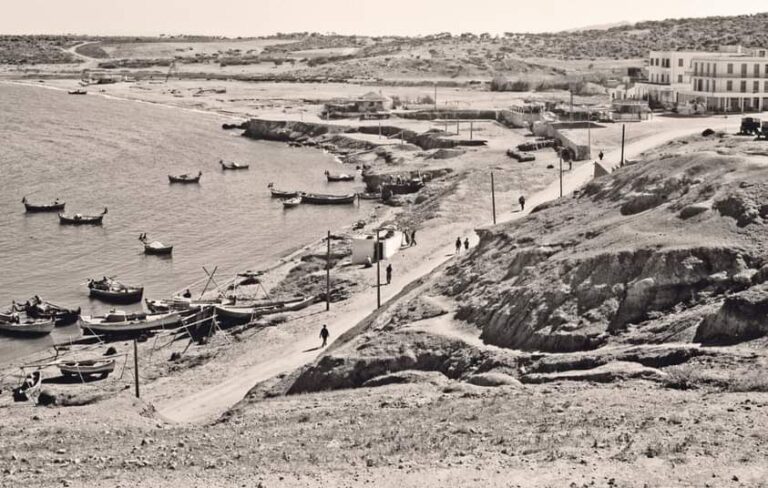 Ένα λιμανάκι μικρό, μια ιστορία μεγάλη. Ραφήνα 1950 – rpn