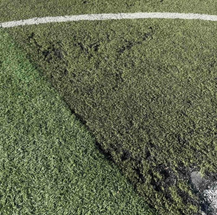 Τσεμπέρης: “Χωράφι” σε κακό χάλι και το γήπεδο της Διασταύρωσης! Υπάρχει διοίκηση και αρμόδιος Αντιδήμαρχος;