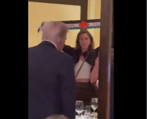 Τραμπ: Βίντεο με διαδηλωτές να τον αποδοκιμάζουν ενώ δειπνούσε σε εστιατόριο στην Ουάσινγκτον