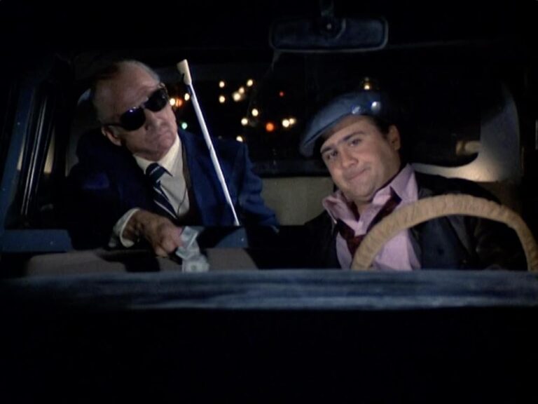 Ο Ντάνι ΝτεΒίτο θυμάται τα «τρελά πάρτι» που έκανε με τους συντελεστές της θρυλικής σειράς «Taxi»