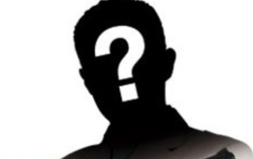 Το παραπολιτικό που μπέρδεψε και τους… ντετέκτιβ του καφενείου