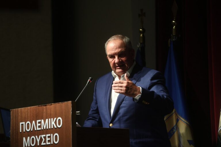 Πότε θα έχει νέα δημόσια παρέμβαση ο Κώστας Καραμανλής