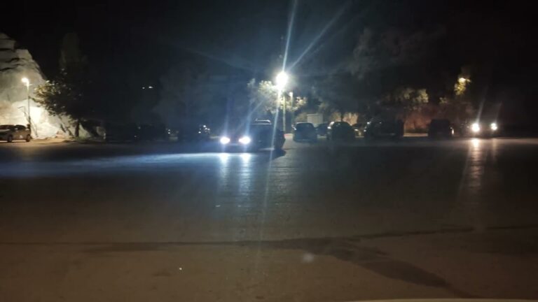 Πικέρμι: Αναστάτωση στη Διώνη – Μαρτυρίες κατοίκων για πυροβολισμούς και σπινιαρίσματα αυτοκινήτων