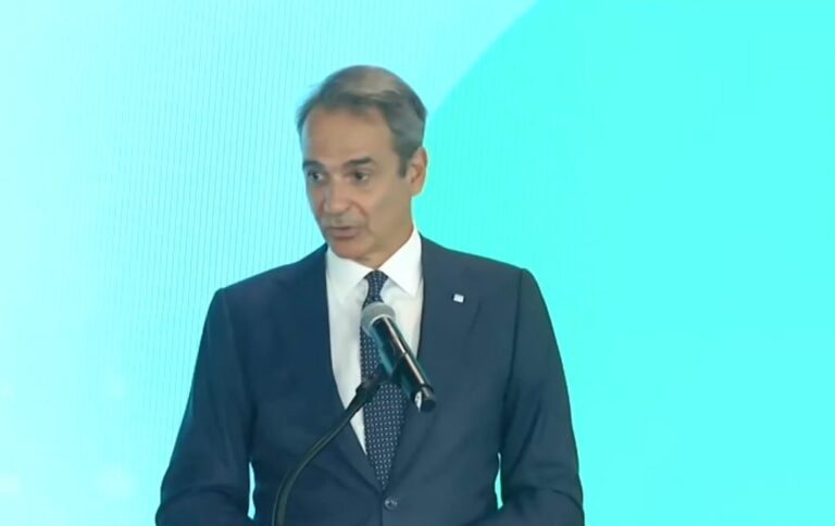 Κ. Μητσοτάκης: Εξετάζουμε την απαγόρευση της χρήσης των social media από ανηλίκους κάτω των 16 ετών