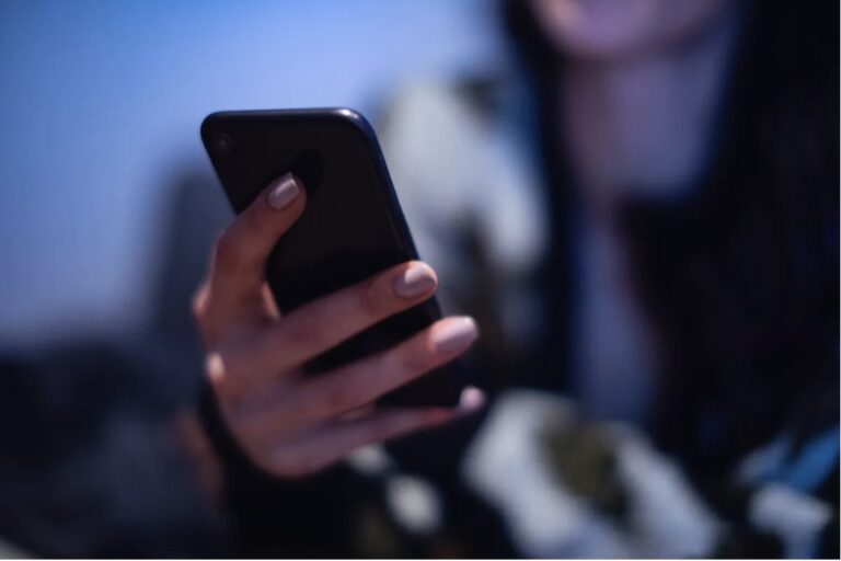 Σοκ για μητέρα από τις εικόνες στο κινητό της 6χρονης κόρης της – Σεξουαλική κακοποίηση από την οικιακή βοηθό