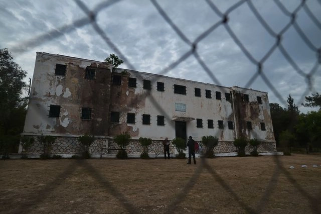 Σε ποια στρατόπεδα στην Ελλάδα θα χτιστούν σπίτια