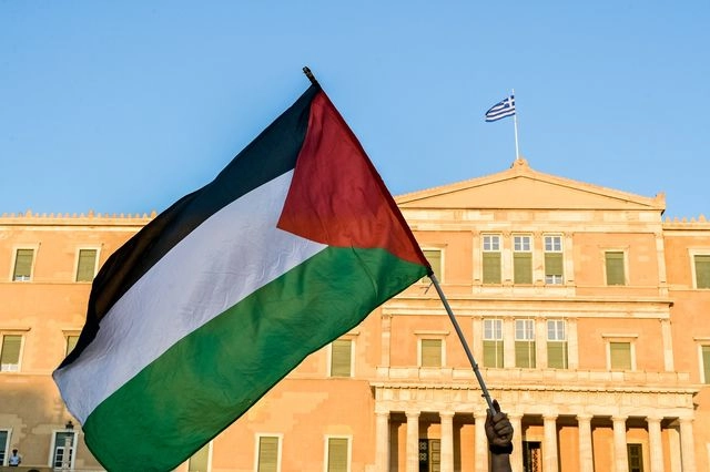 Ο Μητσοτάκης και τα πολλά “αν” στην αναγνώριση παλαιστινιακού κράτους