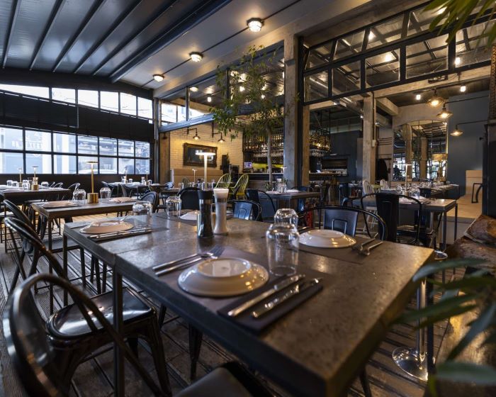 C&C – Μια cucina γιορτής και γεύσης με cocktails στο Πικέρμι