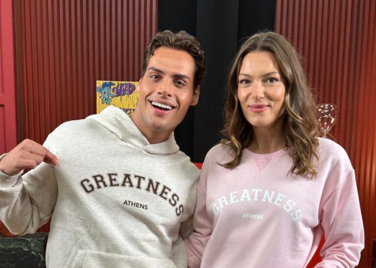 Η μόδα, η οικογένεια, η τοξικότητα και το GNTM: Η Βίκυ Καγιά μιλάει για όλα