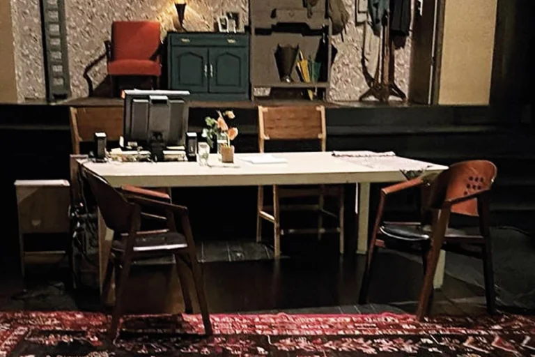 Τι συμβαίνει όταν ένα ζευγάρι συνταξιούχων συναντά το dark web;