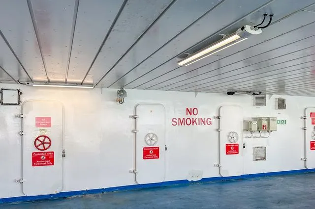 Ξυλοκόπησαν επιβάτη σε γκαράζ πλοίου – Διατάχτηκε ΕΔΕ