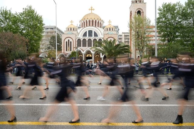 Οι “κούφιες” μαθητικές παρελάσεις