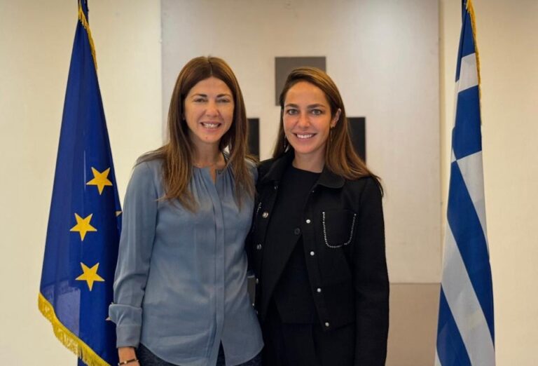 Σοφία Ζαχαράκη και Δόμνα Μιχαηλίδου για: Στεγαστικό Φοιτητών/Εκπαιδευτικών – Επέκταση σχολικών γευμάτων