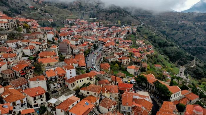 Νεκρός ο Γιάννης Λάλας – Είχε κατηγορηθεί για τη δολοφονία του Γιώργου Καραϊβάζ | Εντοπίστηκε καμένο αυτοκίνητο στην Αράχωβα