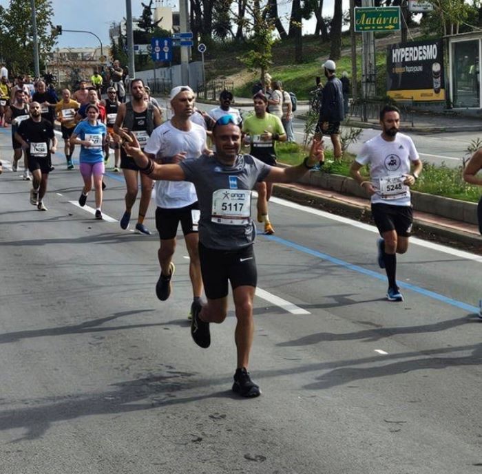 Τερμάτισε στον Αυθεντικό Μαραθώνιο ο Κεντρικός Λιμενάρχης Ραφήνας Άγγελος Κιούσης – rpn