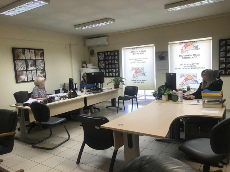 Σε… γυναικεία χέρια η οργάνωση της Καθαριότητας στον Δήμο Μαραθώνα