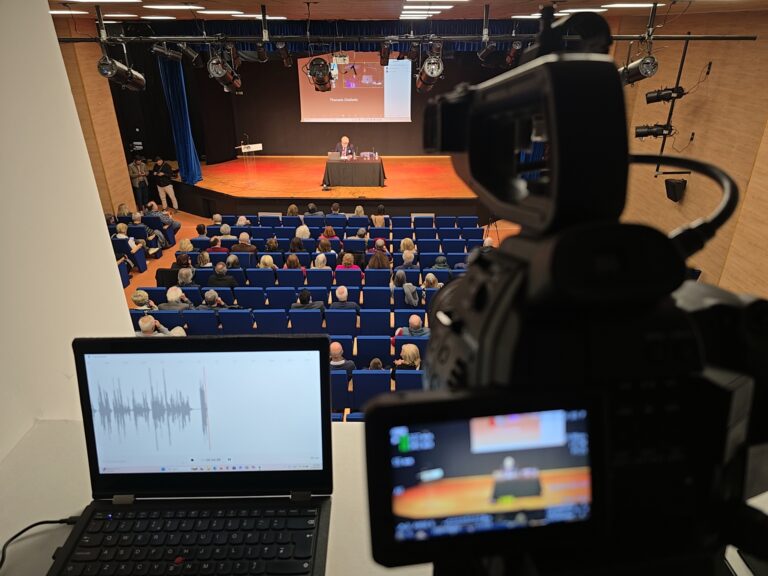 «Η Τοπική Δημοσιογραφία σε Πρώτο Ρόλο» – Μια εκδήλωση θετικό μήνυμα για τα τοπικά ΜΜΕ στα Σπάτα