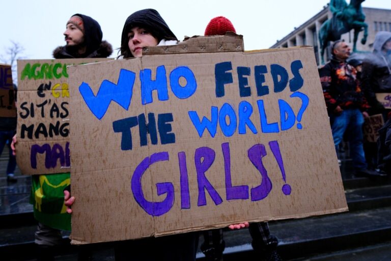 Η Ευρώπη της ανισότητας: Οι γυναίκες «δουλεύουν τζάμπα» από τα μέσα Νοεμβρίου μέχρι το τέλος της χρονιάς