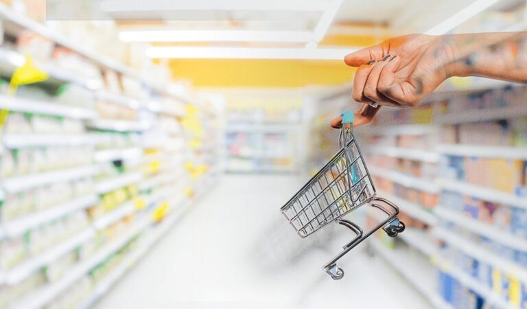 Φορτσάρει ο πληθωρισμός στα τρόφιμα – Ιλιγγιώδεις οι αυξήσεις σε βάθος πενταετίας