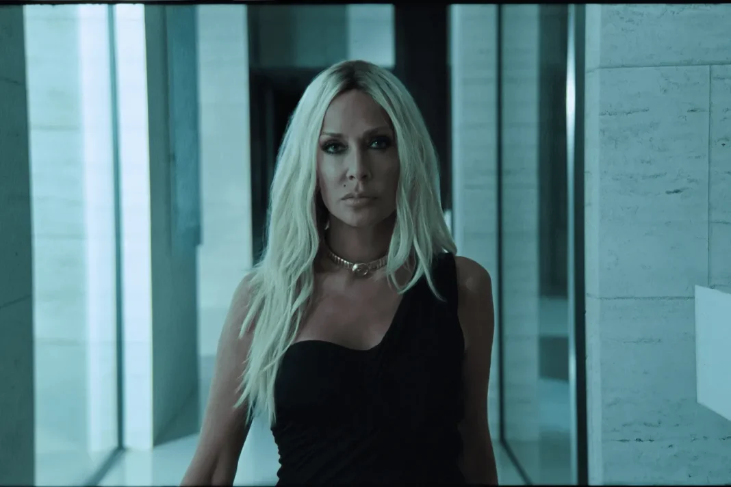 Η Άννα Βίσση ξαναγράφει τους κανόνες του έρωτα – Ακούστε το νέο της τραγούδι