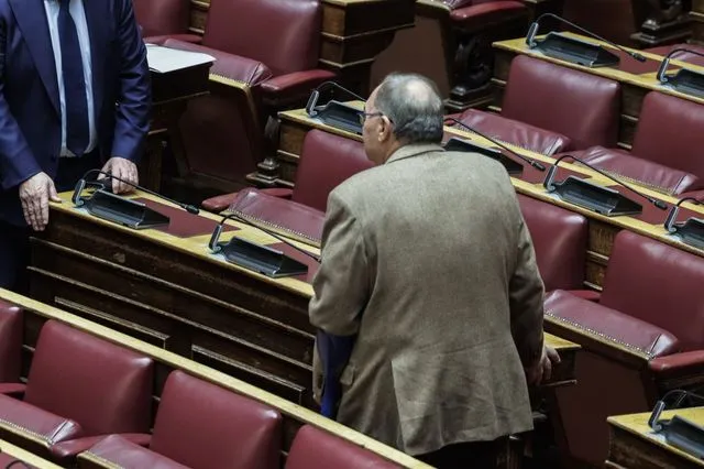 Ο ευκατάστατος 60άρης που σε εκπροσωπεί στην Βουλή