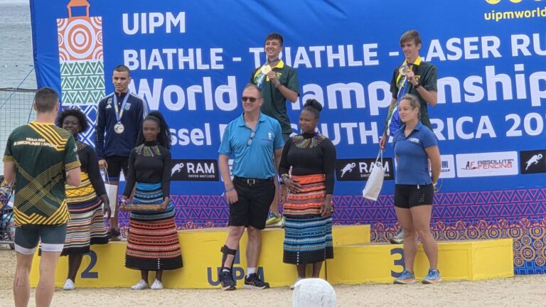 Η Ραφήνα σηκώνει το βάρος της Ελλάδας στο Παγκόσμιο Πρωτάθλημα στη Νότιο Αφρική