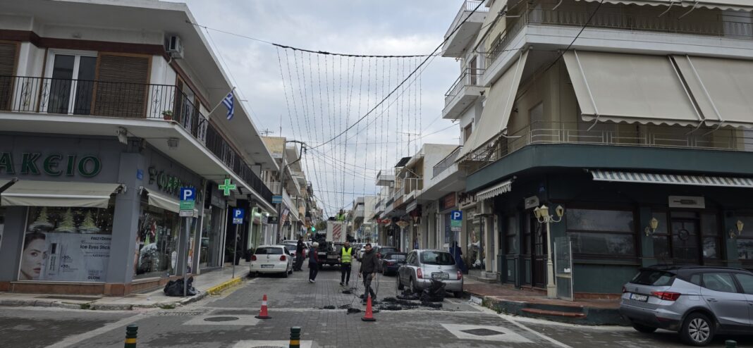 Χριστουγεννιάτικο Σκηνικό στον Ουρανό της Ραφήνας