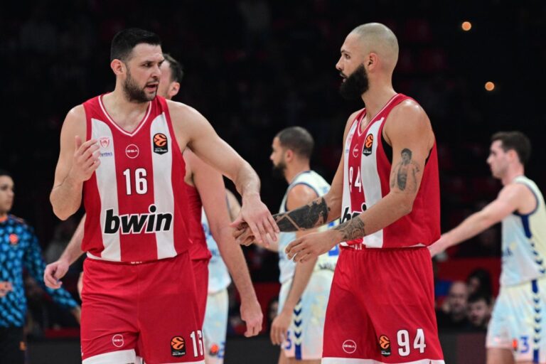 Ολυμπιακός – Βαλένθια 92-99: Black out και τρίτη σερί ήττα για τους Ερυθρόλευκους