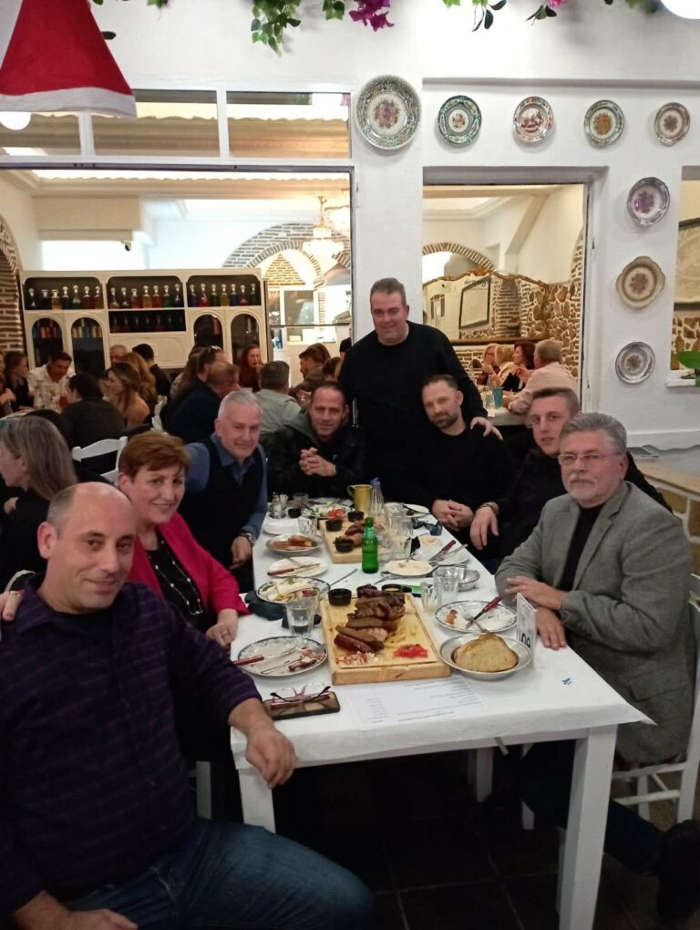 Η πολιτική αριθμητική ενός εορταστικού τραπεζιού