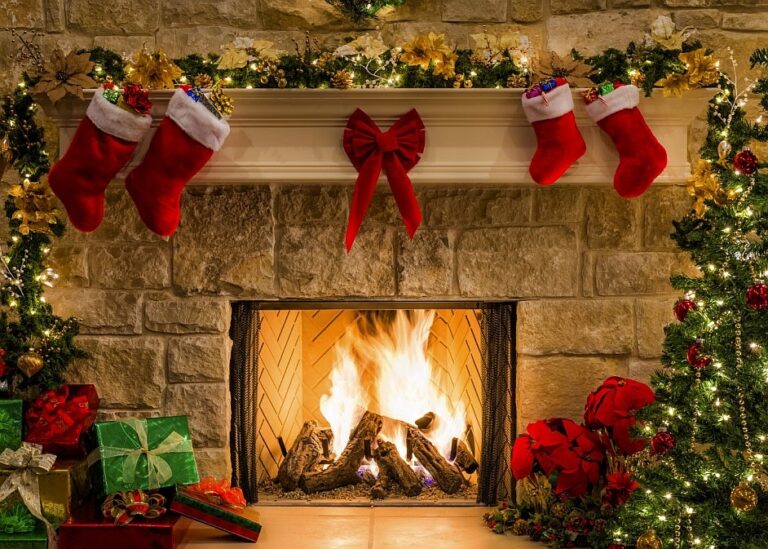 Γιορτές, εποχές και οι μικρές μας Ιθάκες