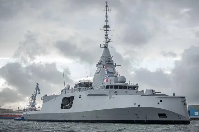 Η Ελλάδα παρέλαβε τη φρεγάτα “Κίμων” – “Νέα εποχή για τις Ένοπλες Δυνάμεις”