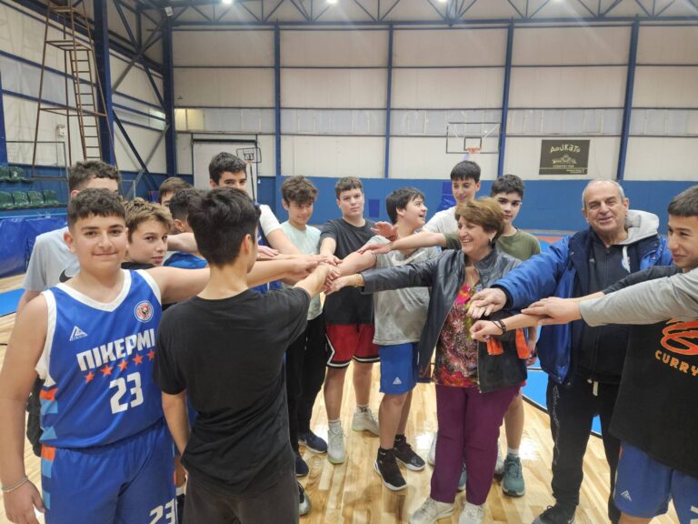 Παραδόθηκε το νέο παρκέ στο Κλειστό Γυμναστήριο Διώνης