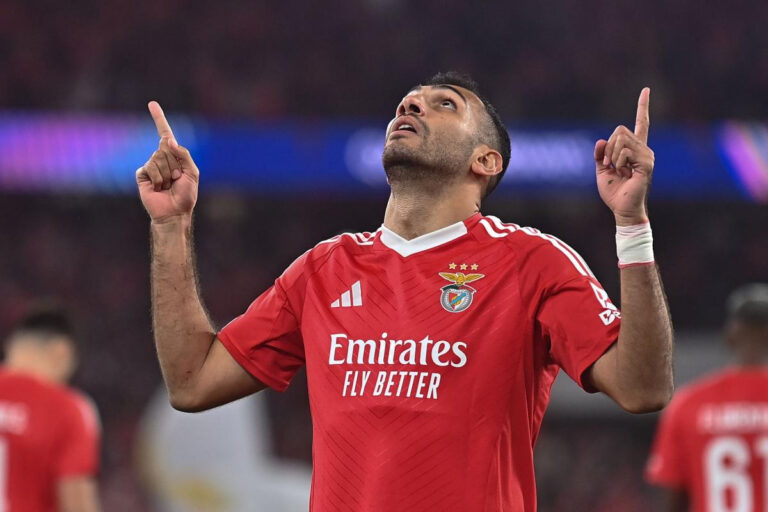 Απίστευτος Παυλίδης: «Έπιασε» τον Εουσέμπιο με επίδοση που ξεπερνούν μόνο οι Εμπαπέ και Κέιν μέσα στο 2025