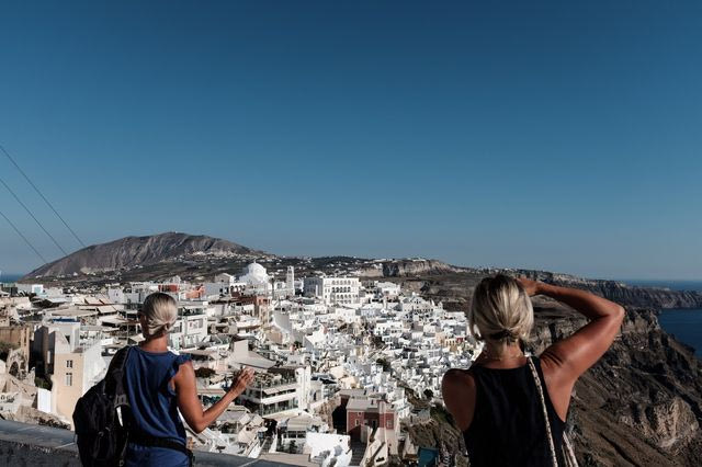 Σαντορίνη: το case study της απληστίας