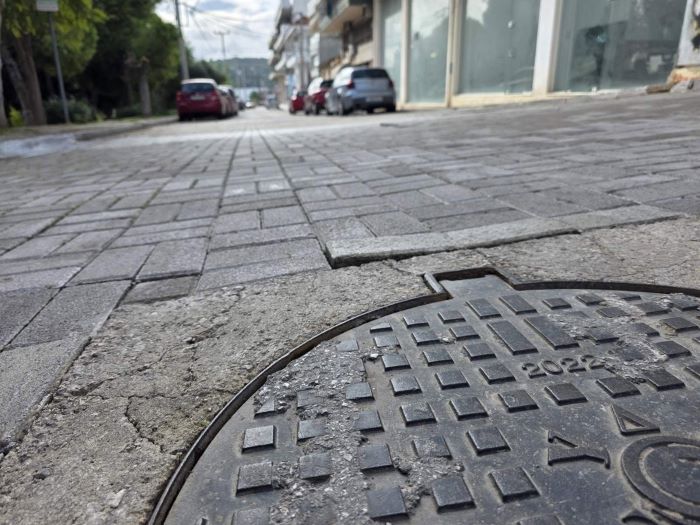 Κέντρο Ραφήνας: κυβόλιθοι με προβλήματα, ερωτήματα χωρίς απαντήσεις – rpn