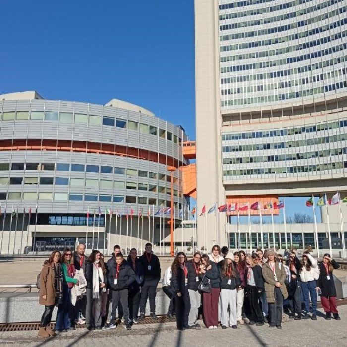 Μαθητές του 1ου Γυμνασίου Ραφήνας στον ΟΗΕ της Βιέννης: Εκπαίδευση με παγκόσμιο ορίζοντα – rpn