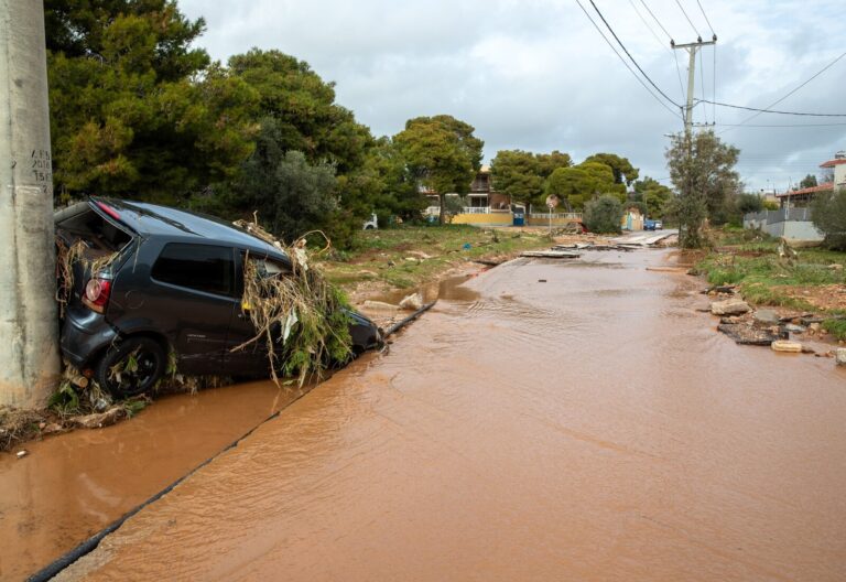 Άνω Γλυφάδα – Βάρη: μετά την επέλαση της κακοκαιρίας – ξεκινούν οι αυτοψίες για αποζημιώσεις