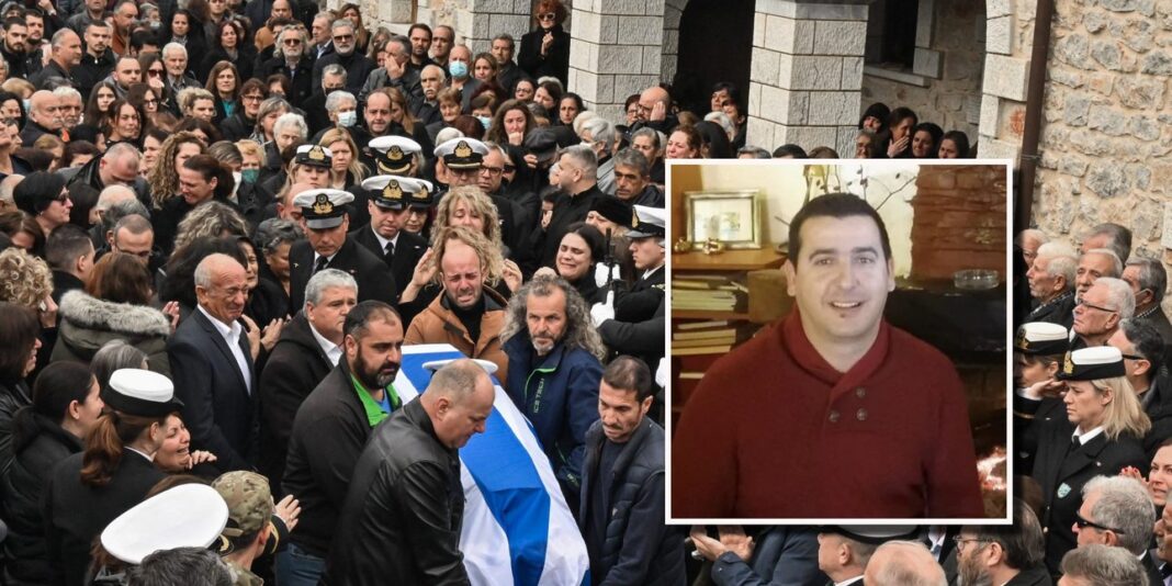 Η Βουλή «υιοθετεί» το 9χρονο παιδί του άτυχου λιμενικού που έχασε τη ζωή του στο Άστρος – Θλίψη στην κηδεία του – rpn