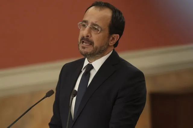 Κύπρος: Σάλος από βίντεο για μίζες στο Προεδρικό – Τι απαντά η κυβέρνηση