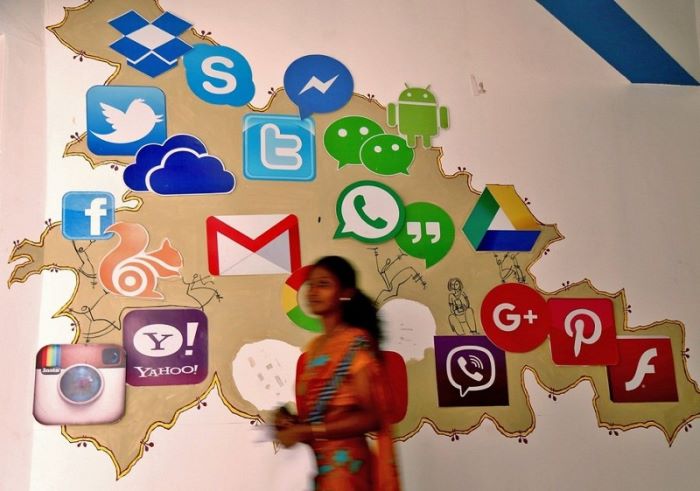 Reuters: Η Ελλάδα ένα βήμα πριν την απαγόρευση social media για παιδιά κάτω των 15 ετών