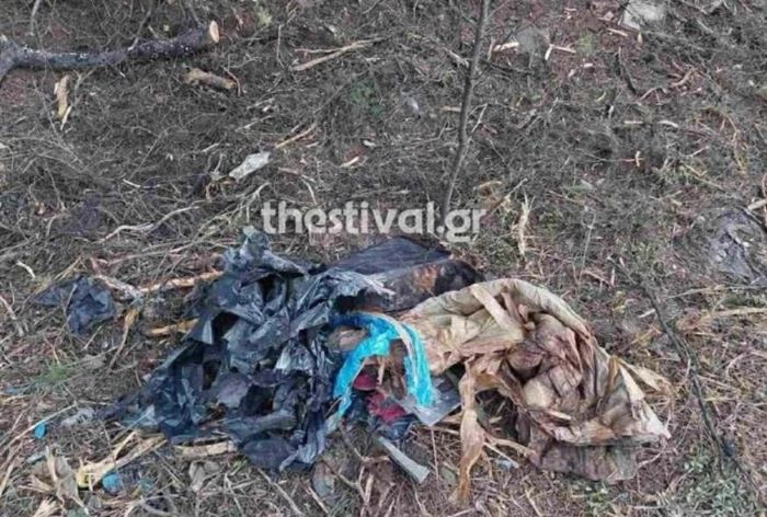 Θρίλερ με πτώμα σε βαλίτσα στη Χαλκιδική: Ανήκει σε γυναίκα – Το επικρατέστερο σενάριο