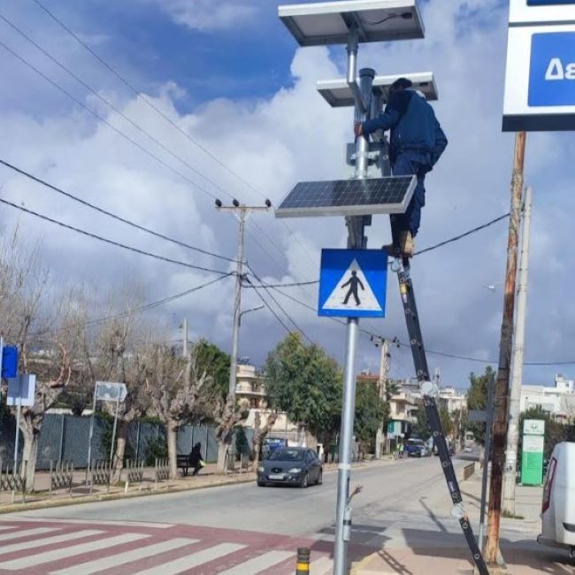Ραφήνα–Πικέρμι: Πιλοτική έναρξη λειτουργίας φωτοσήμανσης στις «έξυπνες διαβάσεις» – Αποκατάσταση του χρωματισμού οδοσήμανσης