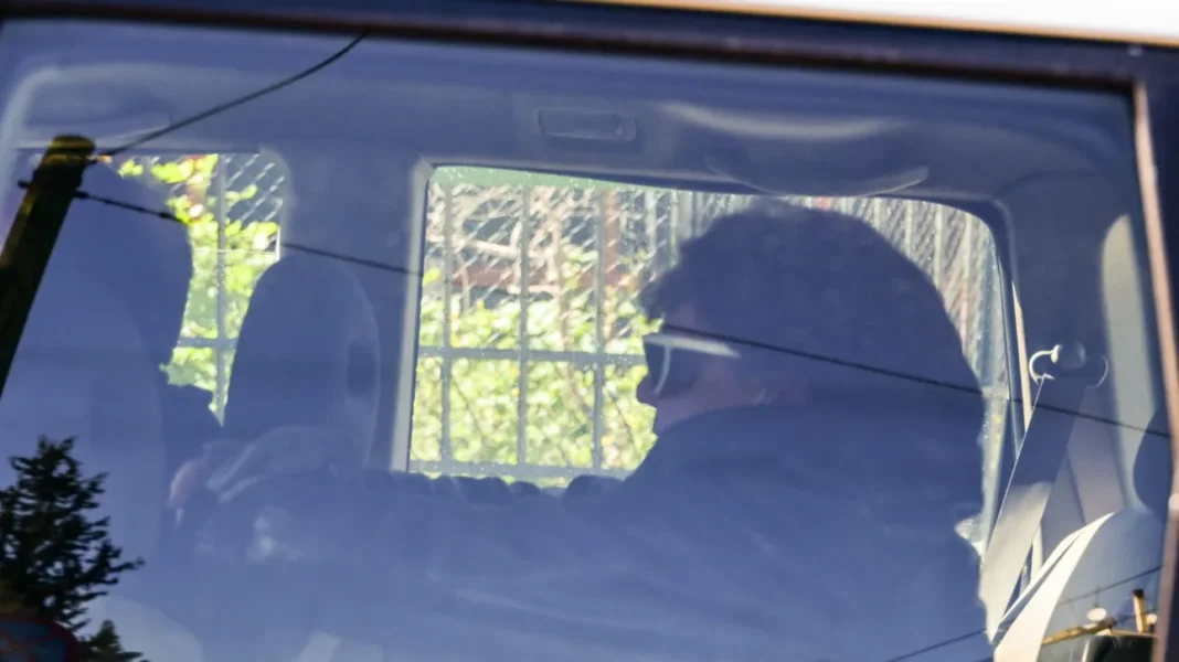 Ποινική δίωξη στον 72χρονο μάνατζερ μοντέλων που συνελήφθη μετά από καταδίωξη στην Κηφισιά