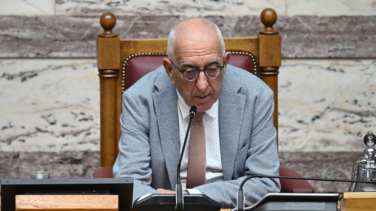 Κακλαμάνης για Ψαρούδα-Μπενάκη: «Αποχαιρετώ μια φίλη και μια μεγάλη κυρία της πολιτικής»