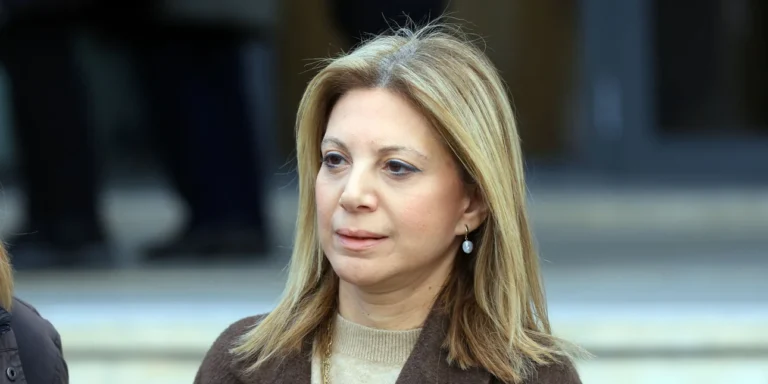 Μαρία Καρυστιανού: Ακροαριστερή ή Ακροδεξιά; τι απαντά η ίδια – Γιατί να μη συζητήσει ο Μητσοτάκης με Ερντογάν – Η γνώμη της για «ψεκασμένους»